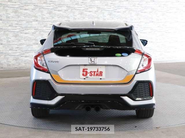Honda CIVIC 2018-02 223635-8