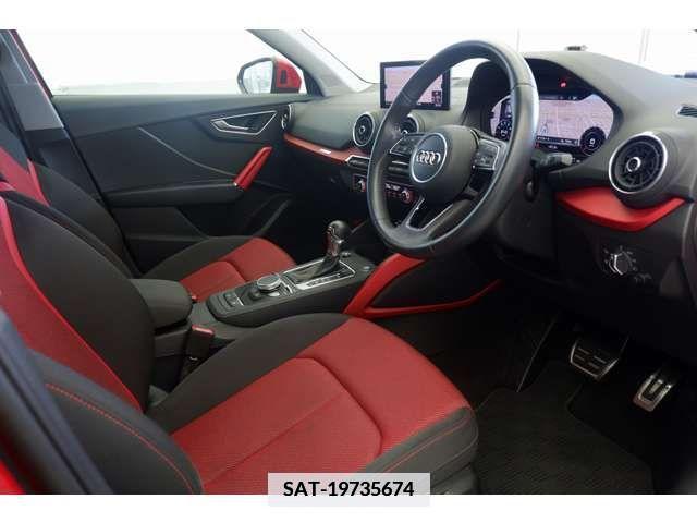 Audi Q2 2018-03 356562-16