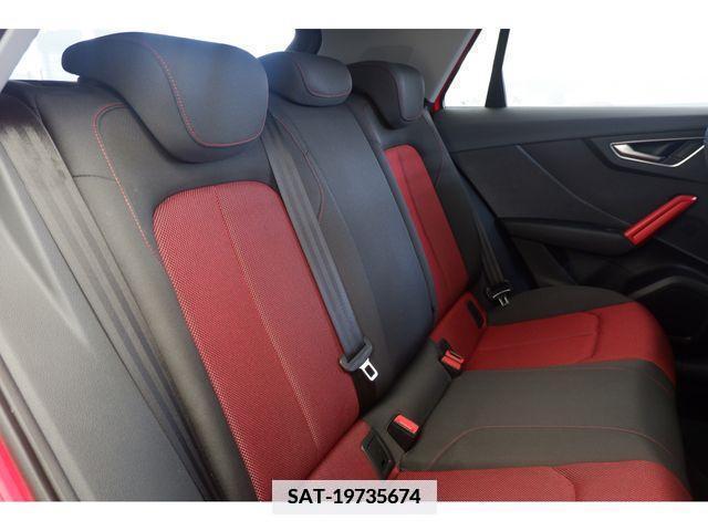 Audi Q2 2018-03 356562-17