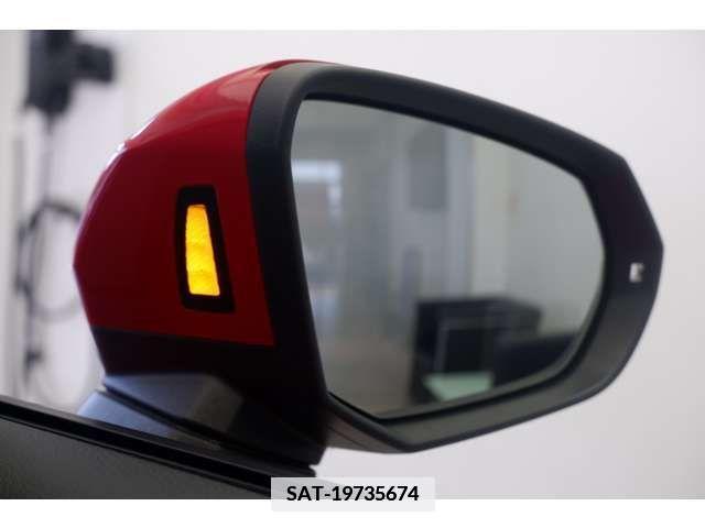 Audi Q2 2018-03 356562-23