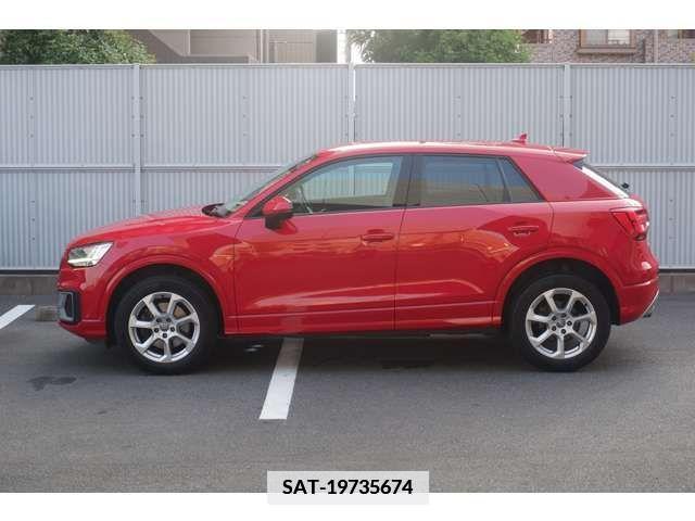 Audi Q2 2018-03 356562-1