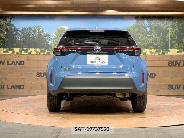 Toyota YARIS CROSS 2023-03 217680-15