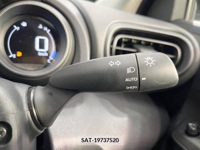 Toyota YARIS CROSS 2023-03 217680-6