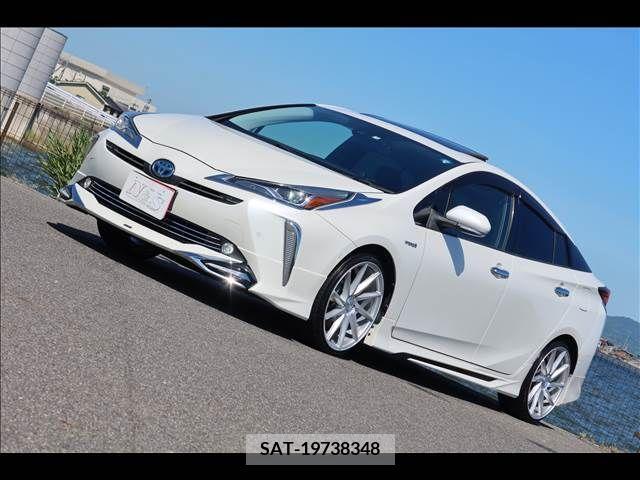Toyota PRIUS 2019-06 393432-5