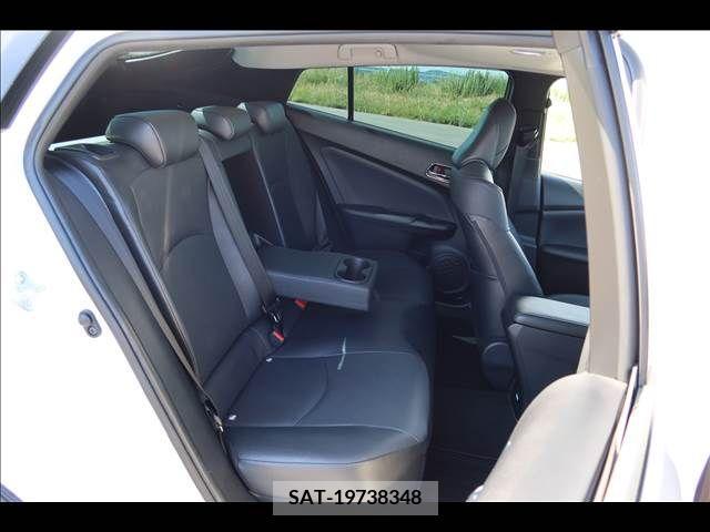 Toyota PRIUS 2019-06 393432-14