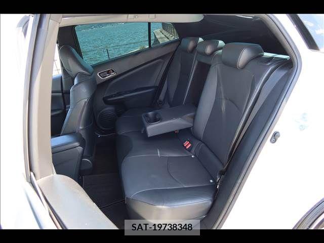 Toyota PRIUS 2019-06 393432-22