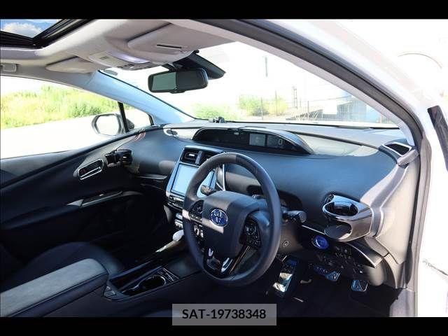 Toyota PRIUS 2019-06 393432-10