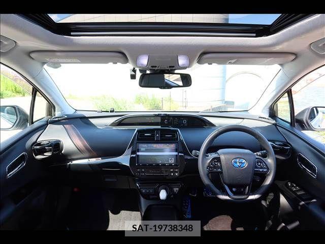 Toyota PRIUS 2019-06 393432-8