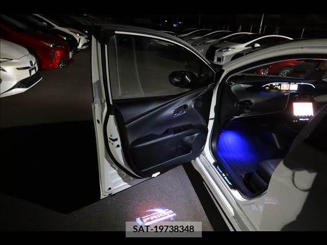 Toyota PRIUS 2019-06 393432-27