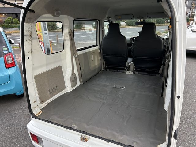 Suzuki EVERY 2016-07 180778-15
