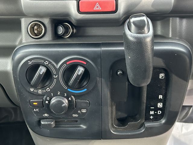 Suzuki EVERY 2016-07 180778-24