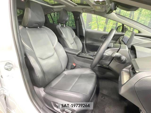 Toyota PRIUS 2023-11 335148-8