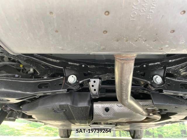 Toyota PRIUS 2023-11 335148-19