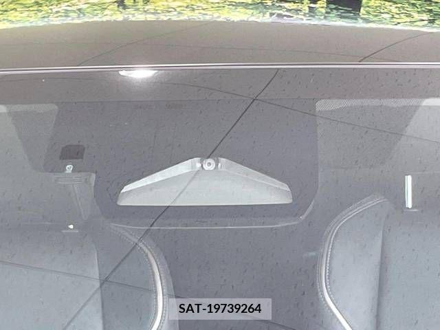 Toyota PRIUS 2023-11 335148-5