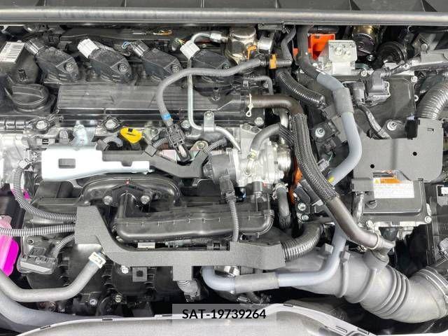 Toyota PRIUS 2023-11 335148-18