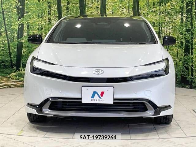 Toyota PRIUS 2023-11 335148-14