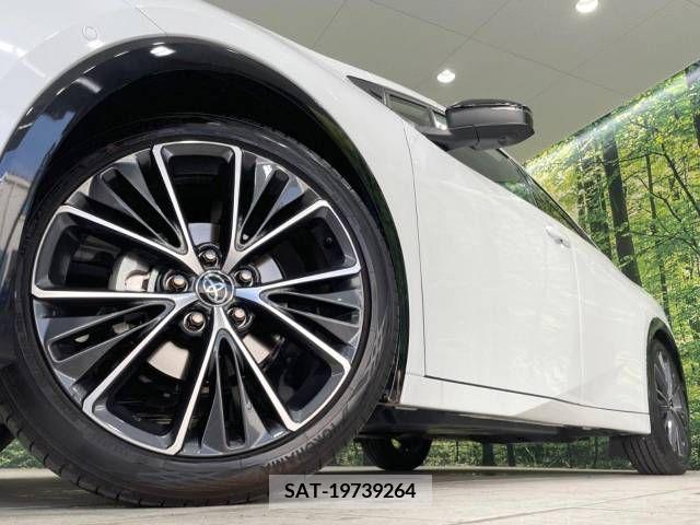 Toyota PRIUS 2023-11 335148-13
