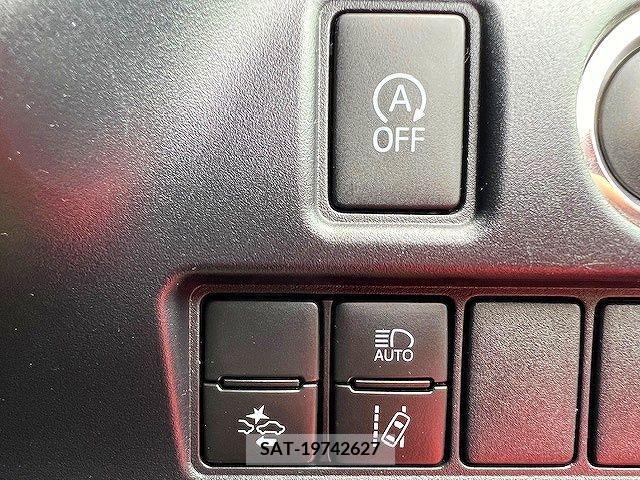 Toyota VOXY 2021-03 289208-22