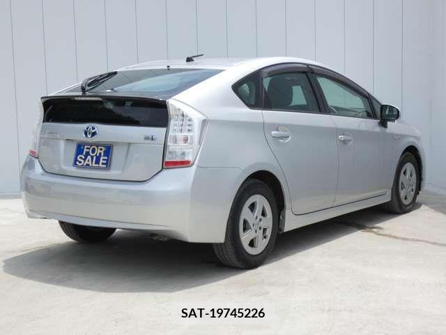 Toyota PRIUS 2009-09 366672-7