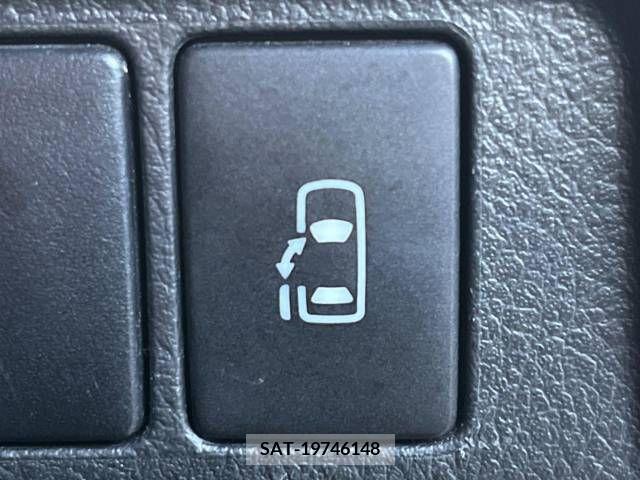 Toyota ALPHARD 2009-04 299808-3