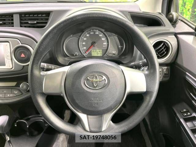 Toyota VITZ 2013-06 381371-11