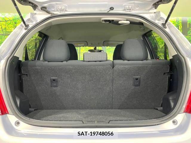 Toyota VITZ 2013-06 381371-10