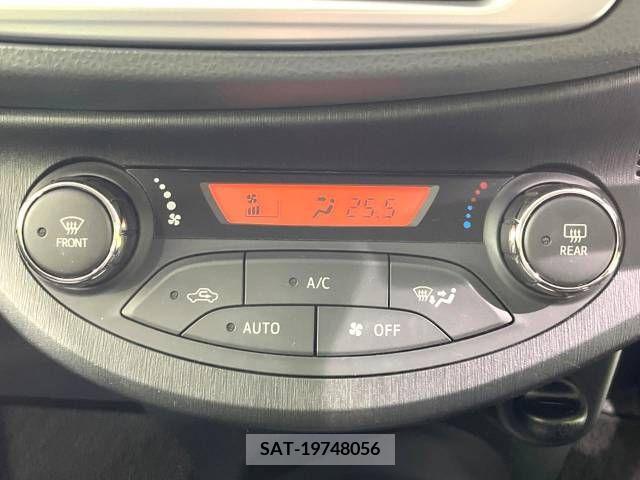 Toyota VITZ 2013-06 381371-4