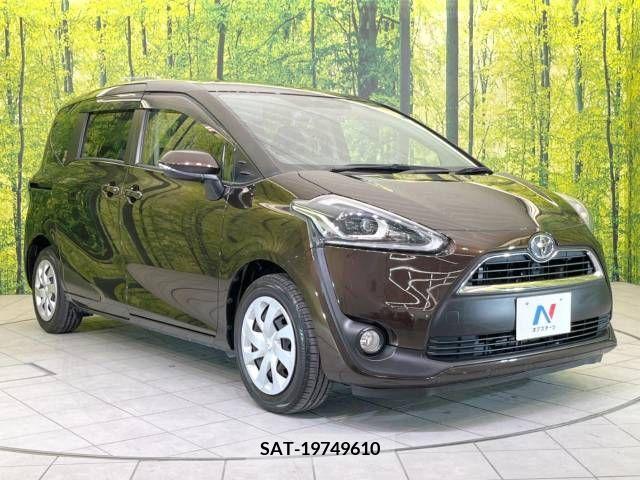 Toyota SIENTA 2015-07 379584-17