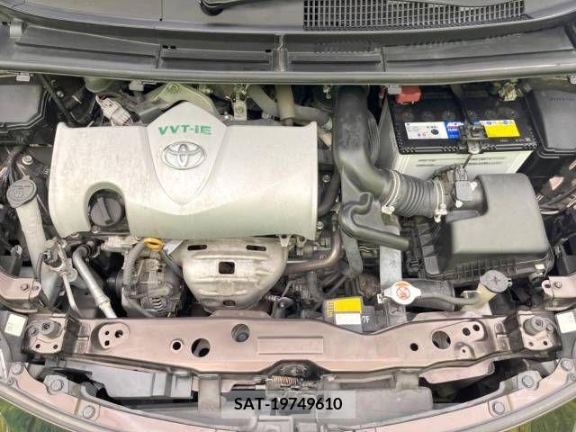 Toyota SIENTA 2015-07 379584-19