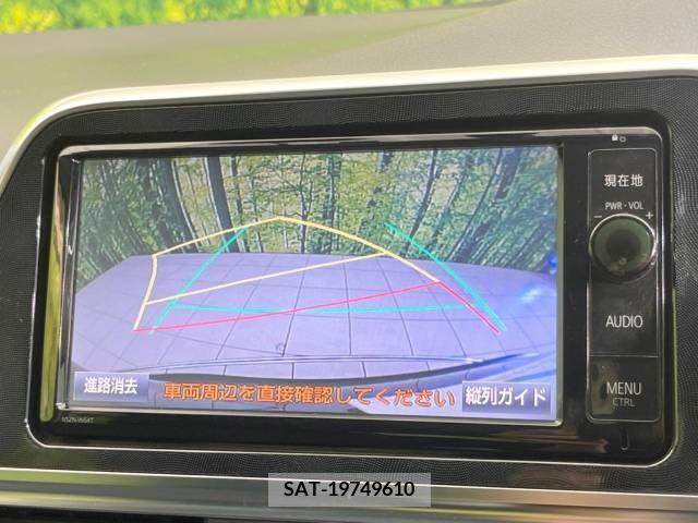 Toyota SIENTA 2015-07 379584-4
