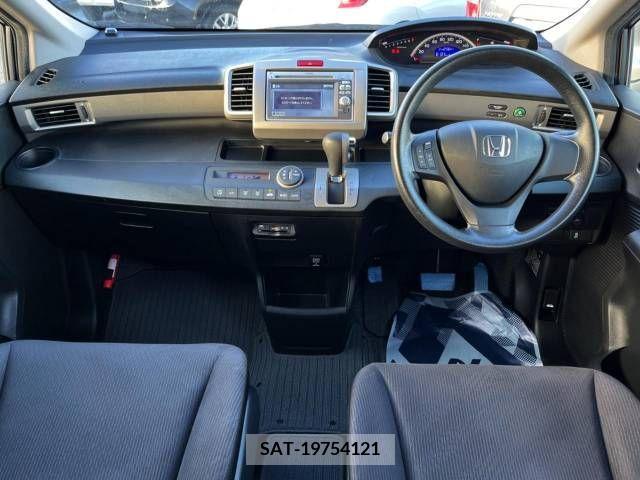 Honda FREED 2013-09 385716-1