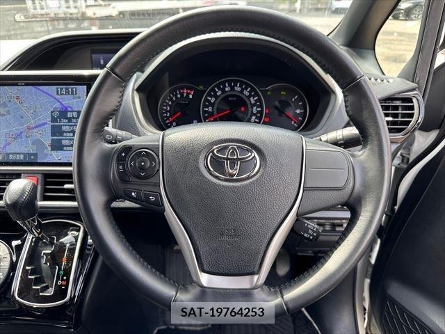 Toyota NOAH 2019-06 279581-26