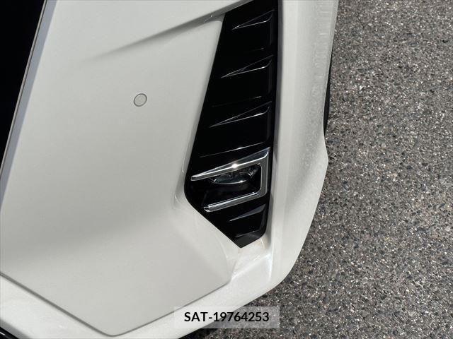 Toyota NOAH 2019-06 279581-10