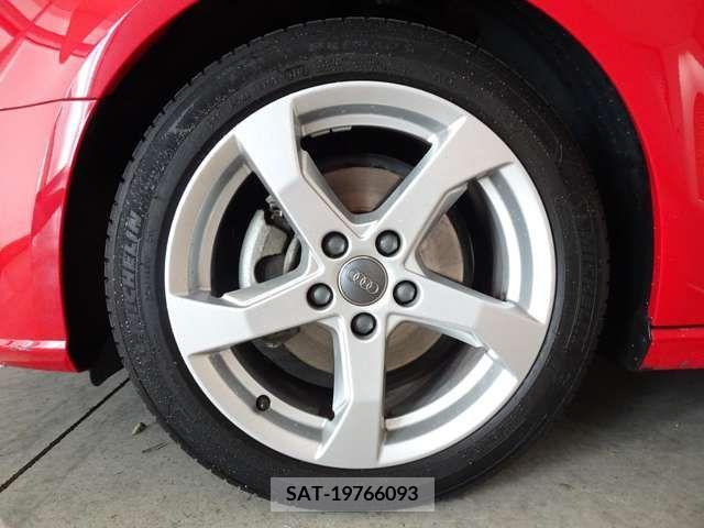 Audi A3 2019-04 293610-7