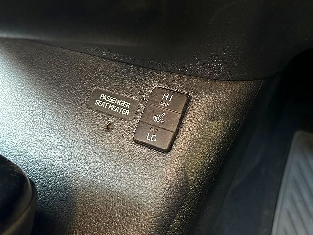 Toyota PRIUS PHV 2017-11 192440-16