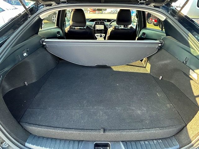Toyota PRIUS PHV 2017-11 192440-22