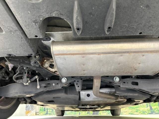 Toyota PRIUS 2019-06 180460-19