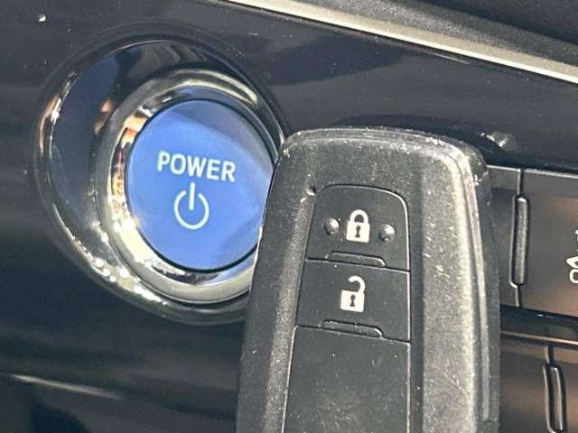 Toyota PRIUS 2019-06 180460-7