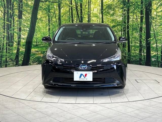 Toyota PRIUS 2019-06 180460-14