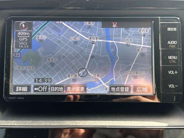 Toyota VOXY 2016-03 2303-3