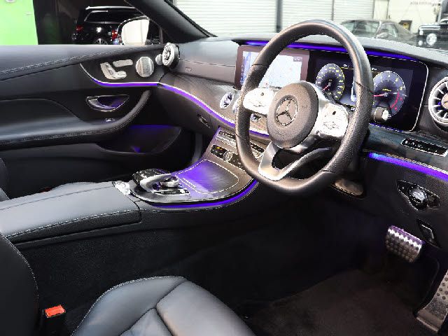 Mercedes Benz E-CLASS 2019-05 181240-11