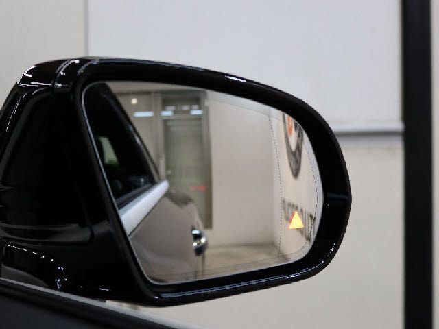 Mercedes Benz E-CLASS 2019-05 181240-8