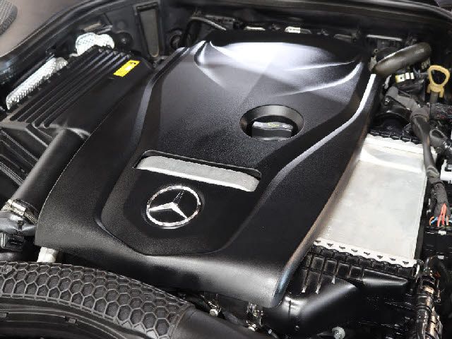 Mercedes Benz E-CLASS 2019-05 181240-5