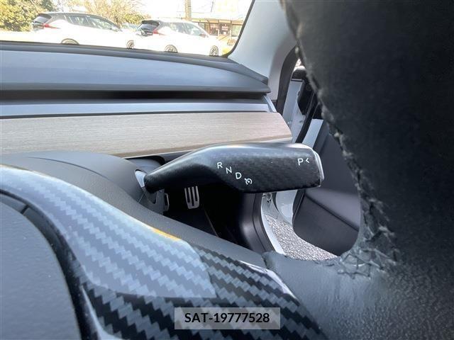 Tesla MODEL 3 2020-09 222679-13