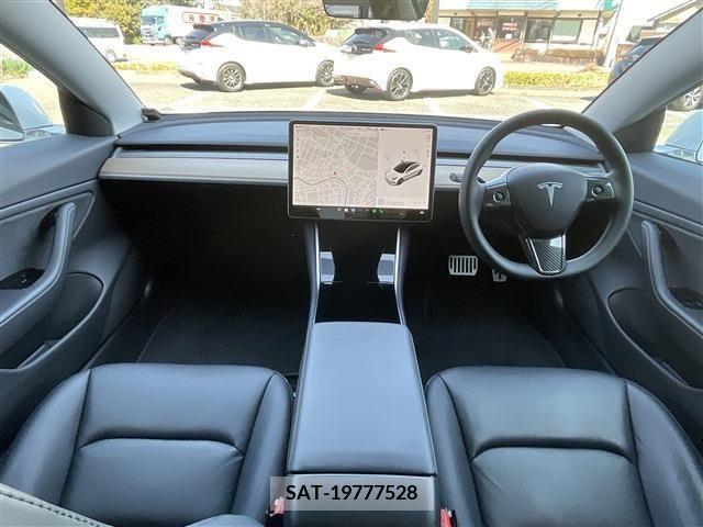 Tesla MODEL 3 2020-09 222679-9