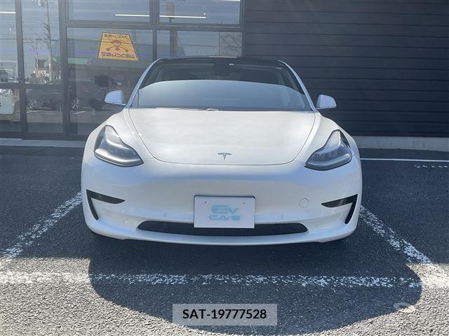 Tesla MODEL 3 2020-09 222679-1