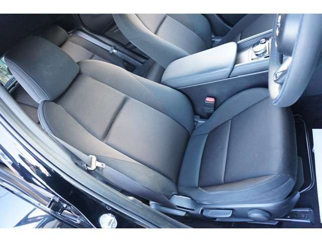Mazda MAZDA3 2019-07 6378-14