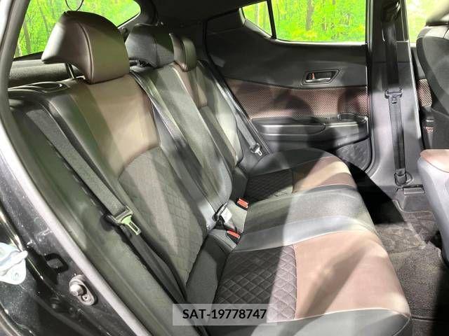 Toyota C-HR 2017-04 206795-14