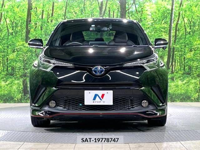 Toyota C-HR 2017-04 206795-16