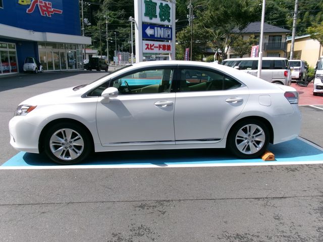 Lexus HS 2010-03 11403-7